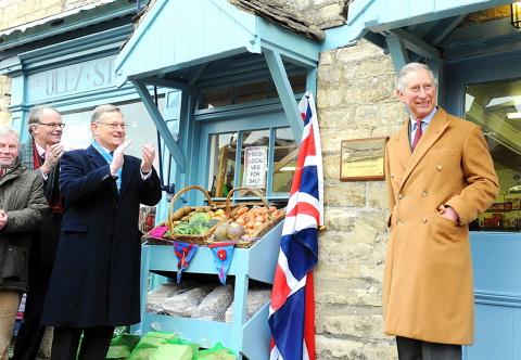 Prnince Charles opens Uley Village Stores