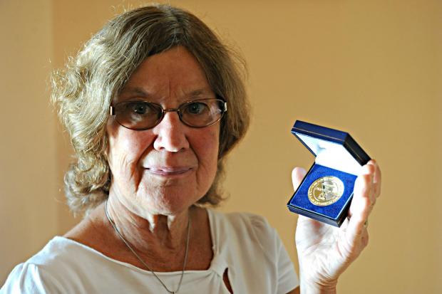Sue Seve with the <b>Alan Nabarro</b> Medal from charity Diabetes UK - 4259887