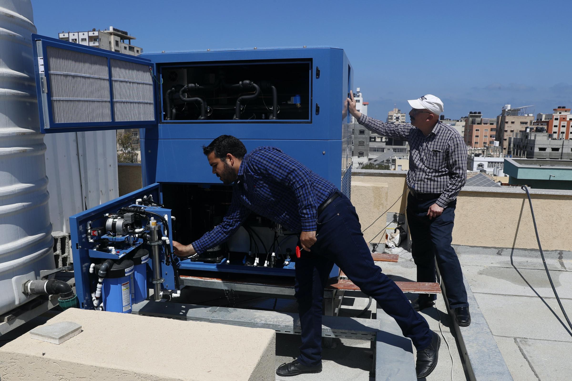 Israeli billionaire conjures water out of thin air in parched Gaza - Gazette Series