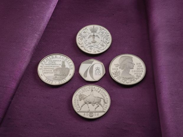 Gazette Series: Royal Mint unveil commemorative 50p for Queen’s Platinum Jubilee (The Royal Mint)