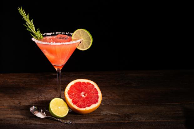 Gazette Series: A cocktail with grapefruit and lime. Credit: Canva