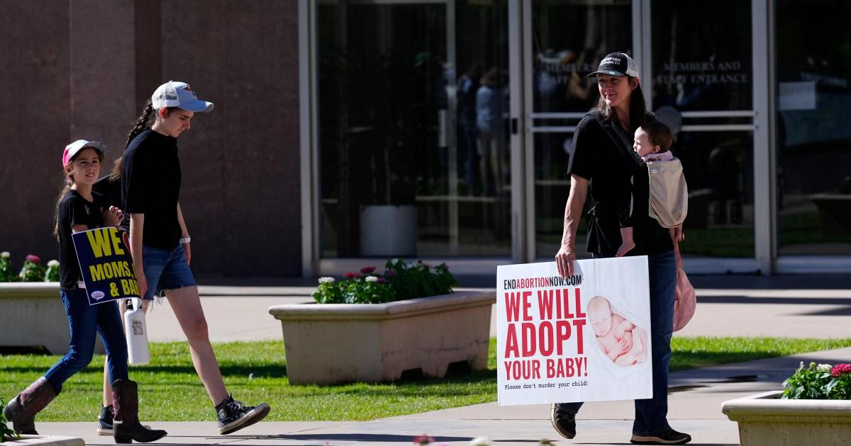 Arizona Democrats get enough votes to repeal 19th century abortion ban - Vimarsana News