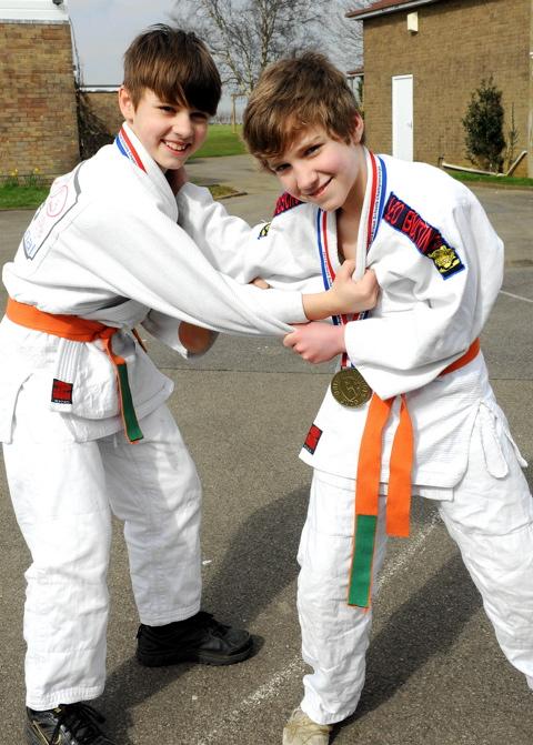 Judo twins