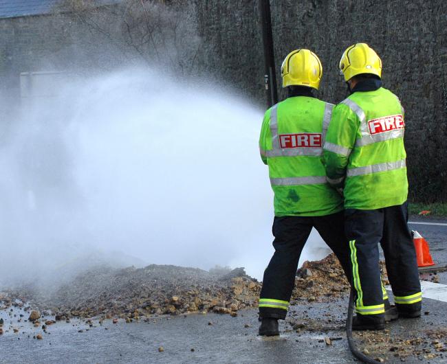 Firefighters tackle lorry blaze on the M4