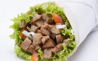 Best places to get a kebab near Yate according to Tripadvisor reviews (Canva)